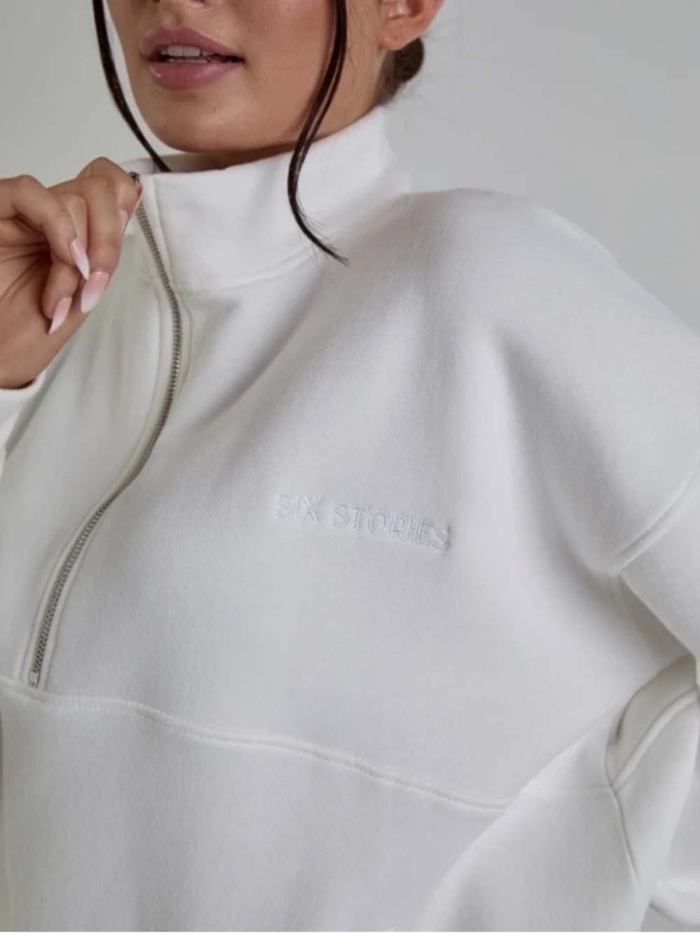 BRIDE STATEMENT QUARTER ZIP SWEATSHIRT - SIX STORIES small